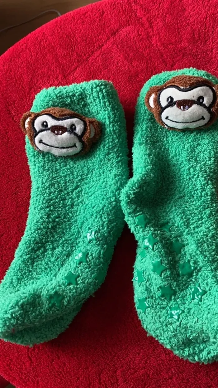 Chaussettes enfants taille 30 antidérapant