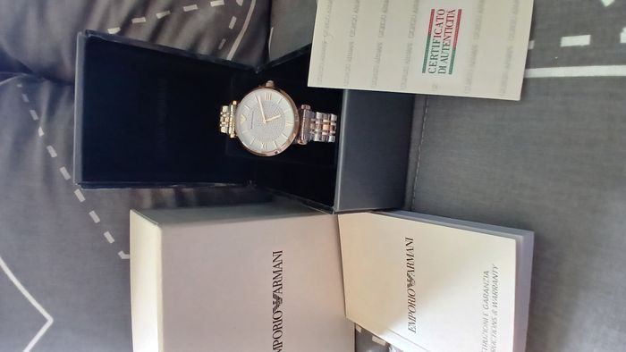 Montre Femme ARMANI neuve - photo numéro 10
