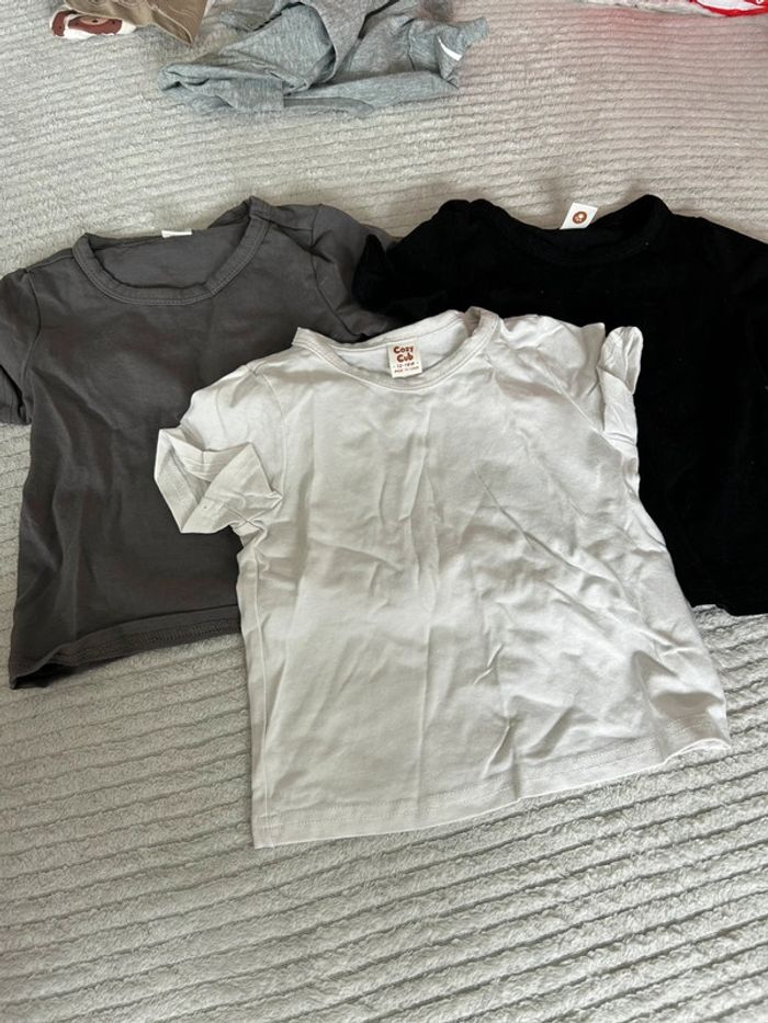 Lot de 3 tee shirt 18 mois
