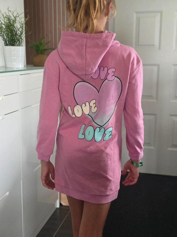 Robe pull capuche