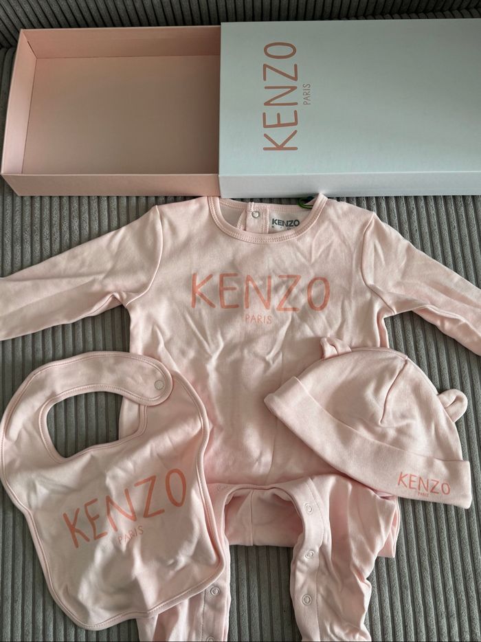 Coffret Kenzo fille neuf - photo numéro 2