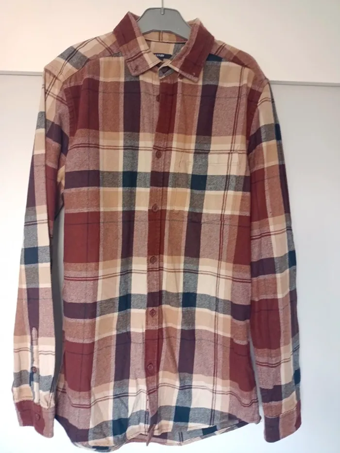 Chemise a carreaux épaisse Kiabi taille S