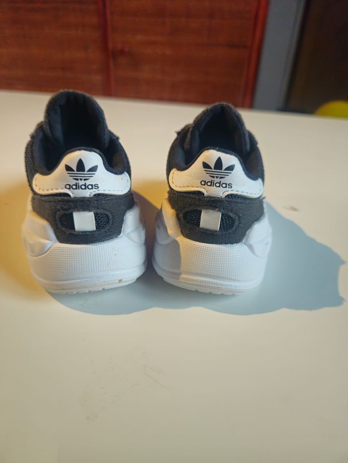 Adidas - photo numéro 3