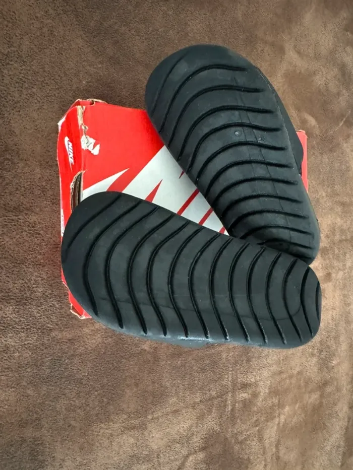Claquettes Nike T25 - photo numéro 3