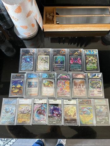 Pokémon Gros lot 17 cartes gradée PCA CA