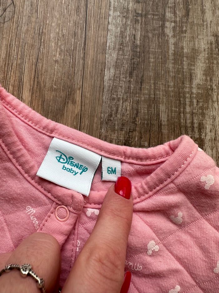 - Ensemble Disney - 6 mois - Très bon état - photo numéro 2