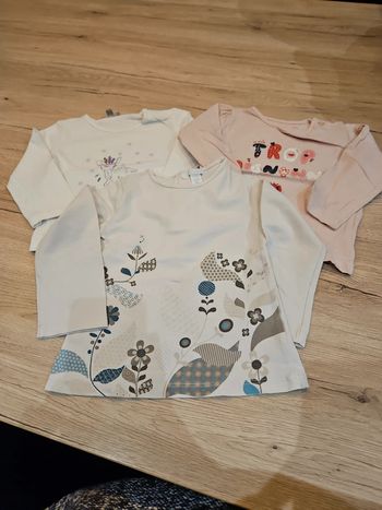 Lot 3 T-shirt ML 18 mois