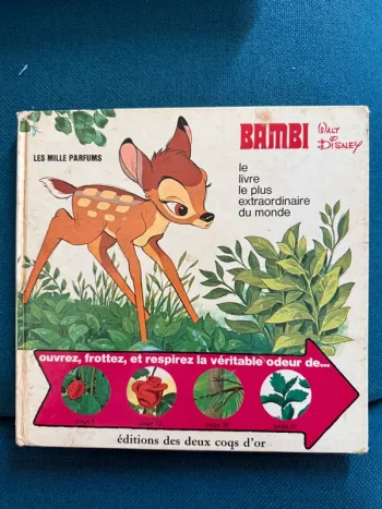 Livre ancien deux coqs d’or Bambi Walt Disney Les mille parfums album extraordinaire