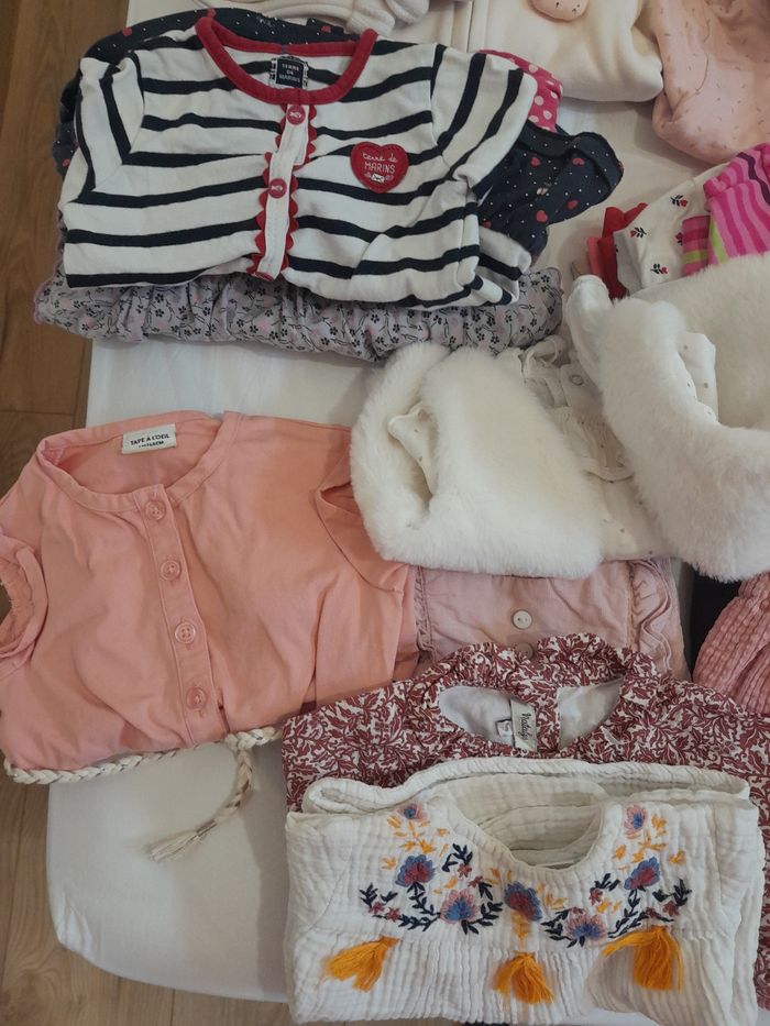Lot vêtements fille  taille 6 mois - photo numéro 6