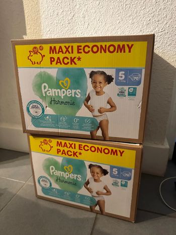 Lot Éco Pampers Harmony T5 11-16kg 2x70 couches