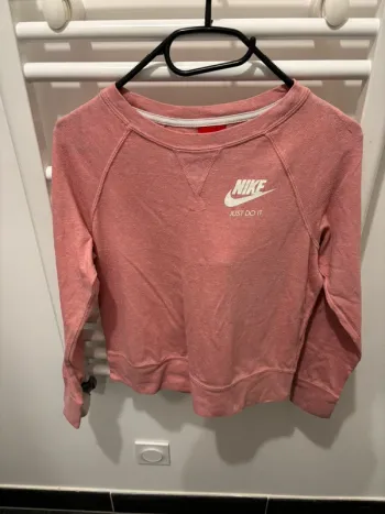 Pull Nike