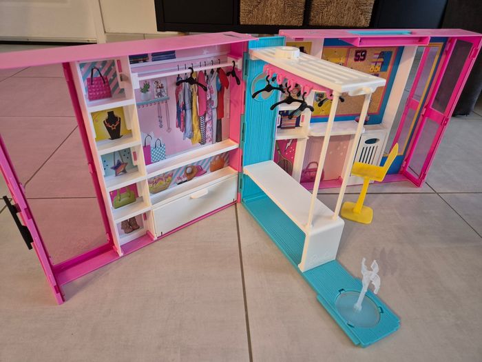 Dressing de Barbie - photo numéro 2