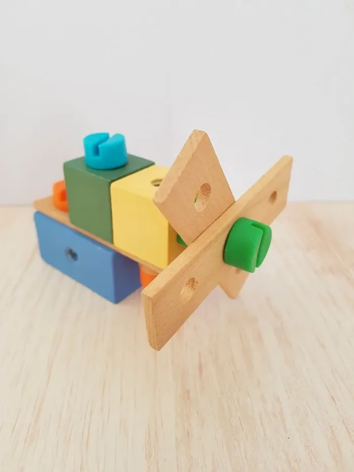 Jeu de construction à visser en bois - photo numéro 6