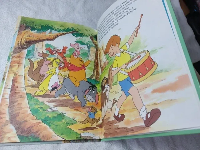 Livre Disney - Mickey Club du Livre : Winnie l'Ourson et le jour de la tempête - photo numéro 4