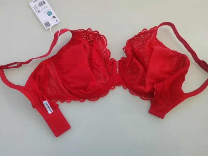 Soutien gorge rouge gorge 90F neuf - photo numéro 3