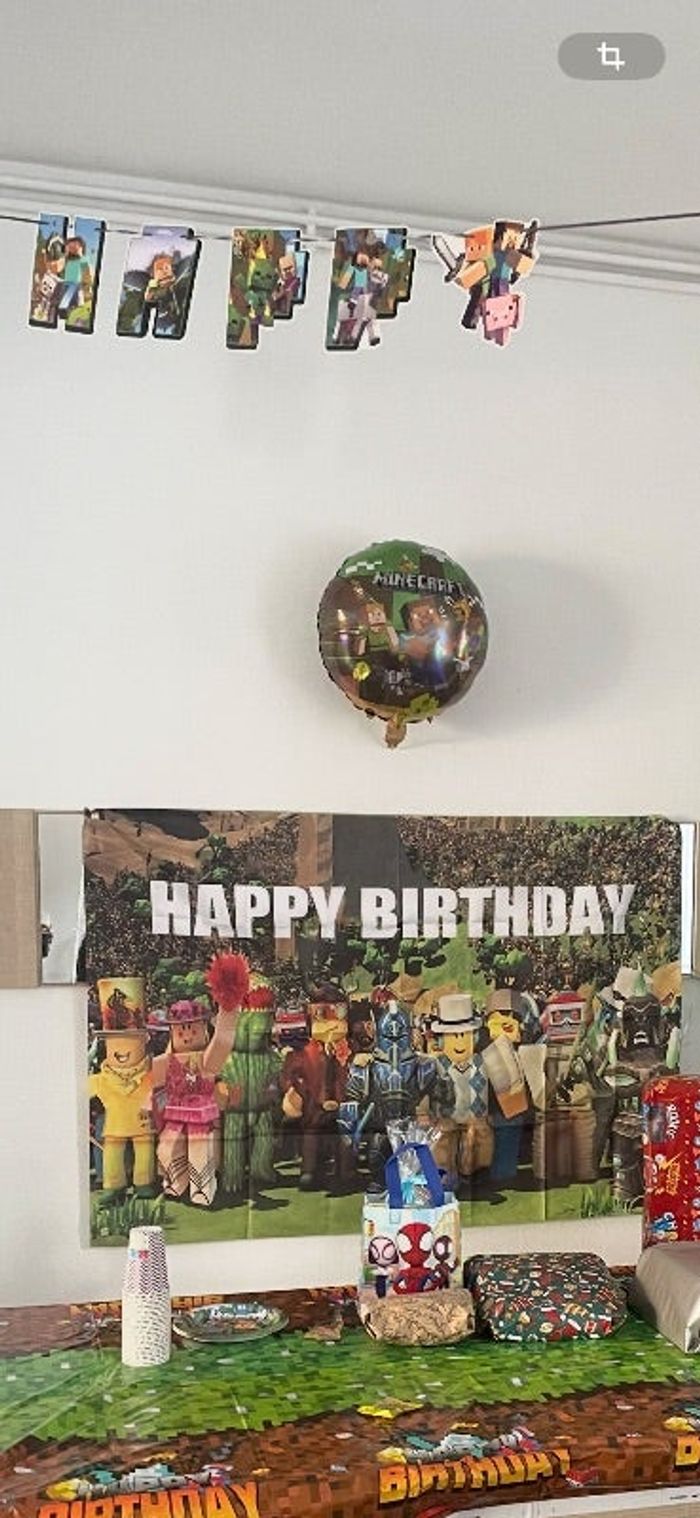 Déco anniversaire minecraft 65 pièces