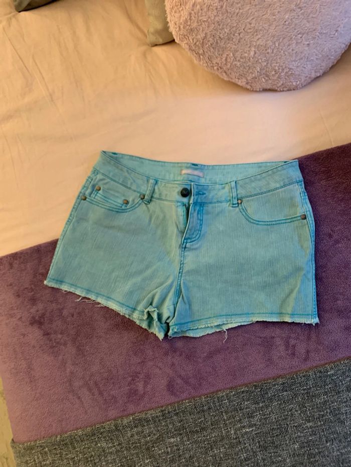 Short turquoise taille 40 3 suisses collection - photo numéro 2