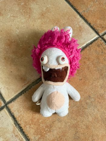 Peluche lapin cretin blanc et rose