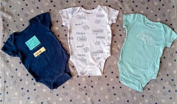 Lot de 3 bodies Gémo taille 18 mois en bon état