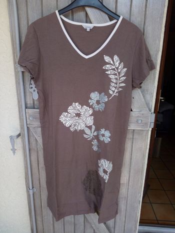 t-shirt de nuit avec motifs taille 38