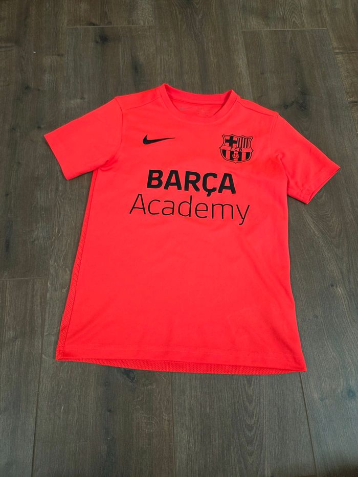 Lot maillots et short foot stage Barça FCB - photo numéro 3