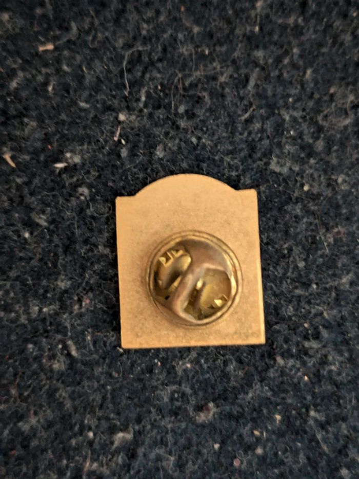 Pins publicitaire Lloyds bank - photo numéro 2