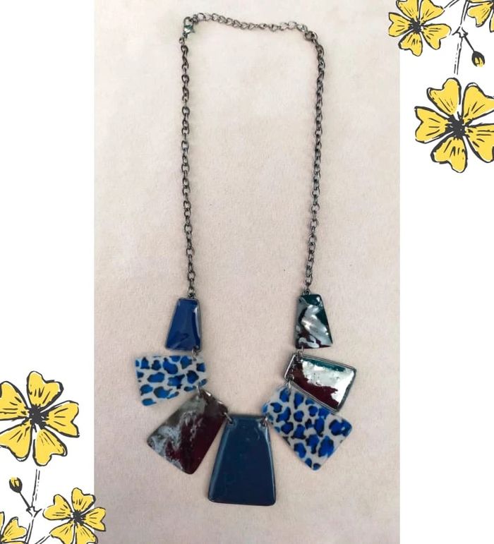 Collier graphique motifs panthère et émail bleu – Collection Brume Bleue - photo numéro 5