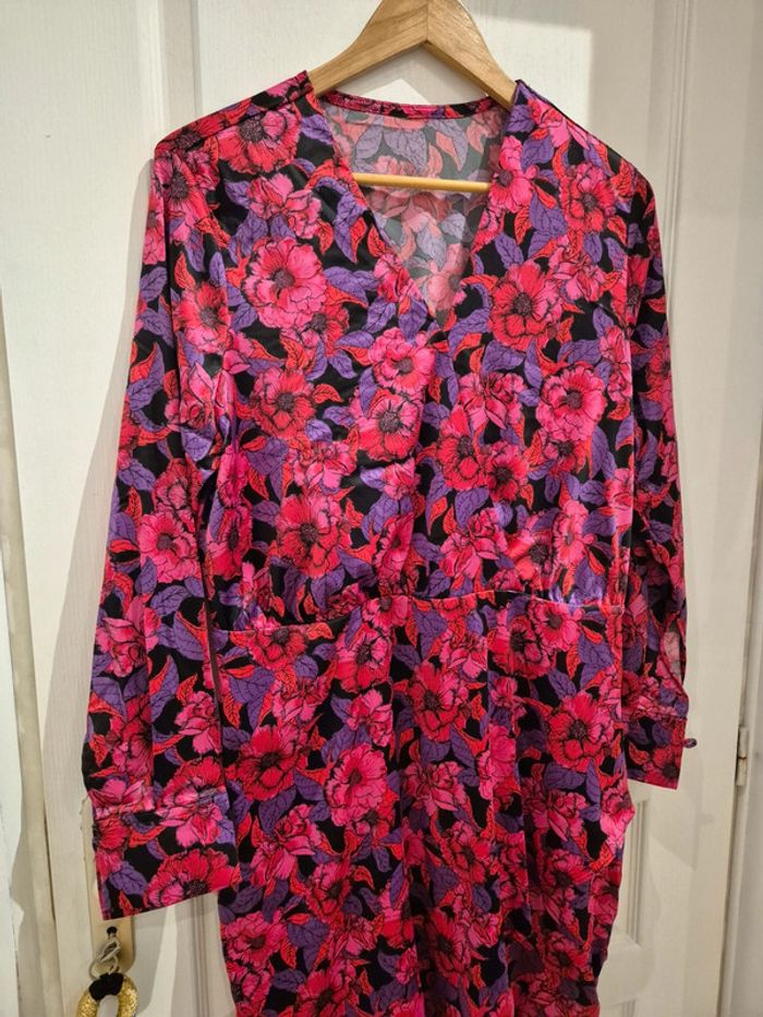 Robe neuve 44 - photo numéro 3