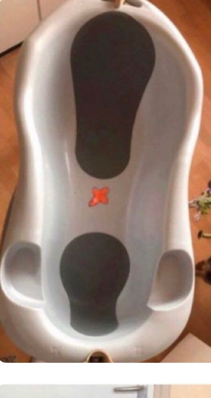 Baignoire bébé avec trépied TIGEX - photo numéro 2