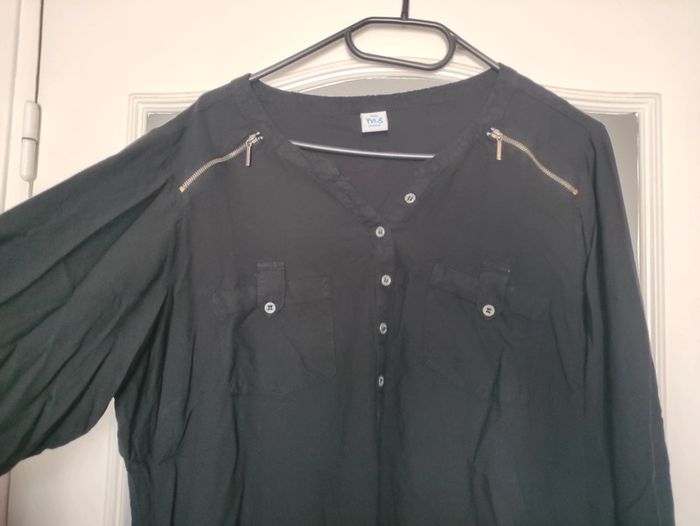 Blouse fluide noir taille 46 - photo numéro 3