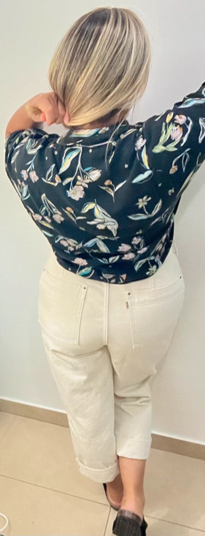 🌿 Chemise noire à fleurs Pull & Bear – Taille M - photo numéro 7