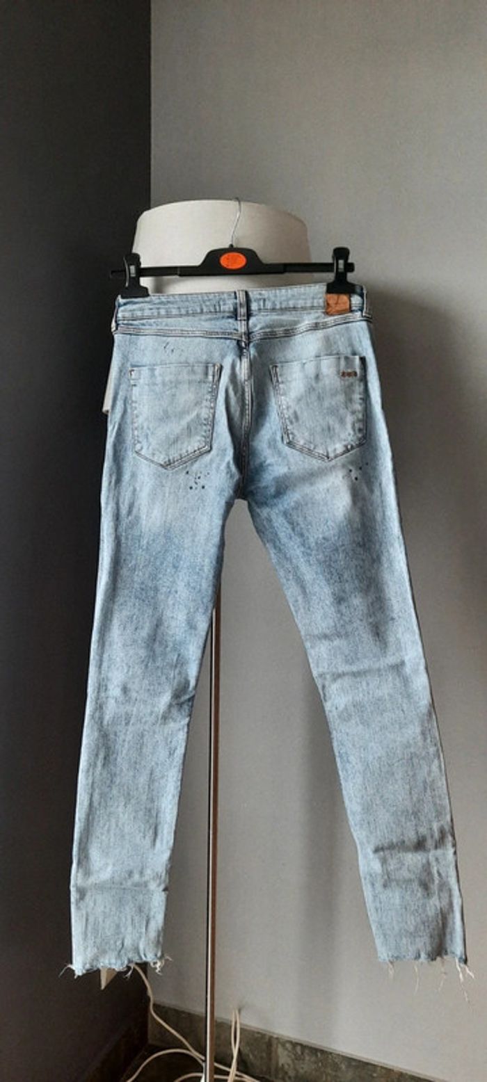 Jeans slim femme Zara taille 38 - photo numéro 2