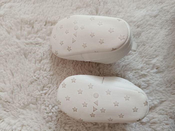 Basket tape a l'oeil 3-6 mois - photo numéro 3