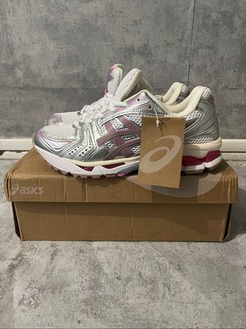 ASICS Kayano 14  blanc/Fauve – NEUF – Pointure 43.5 – Homme/Femme
