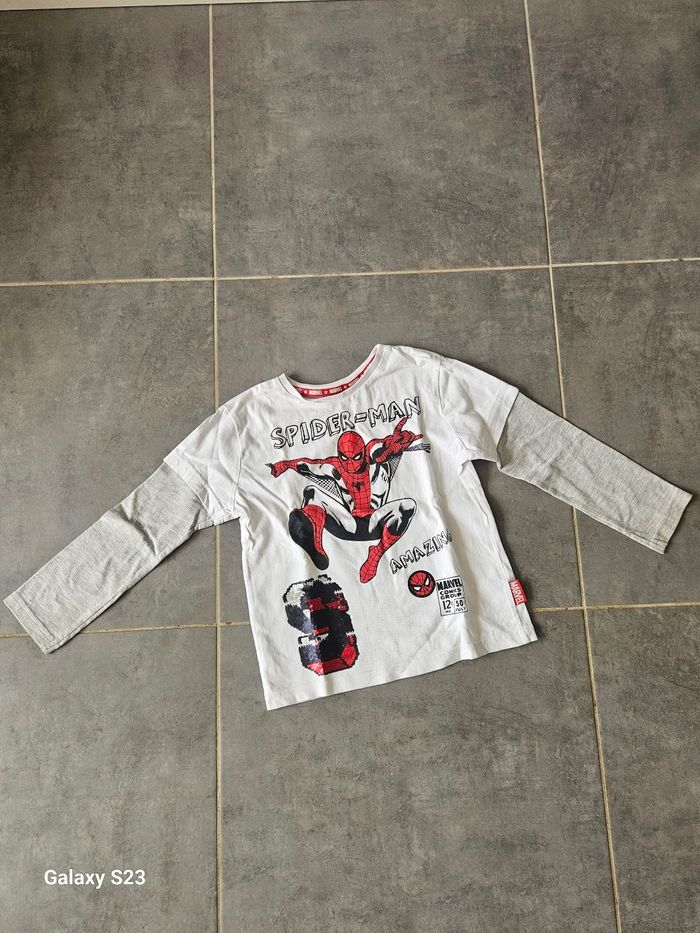 Tee-shirt manches longues Spiderman
