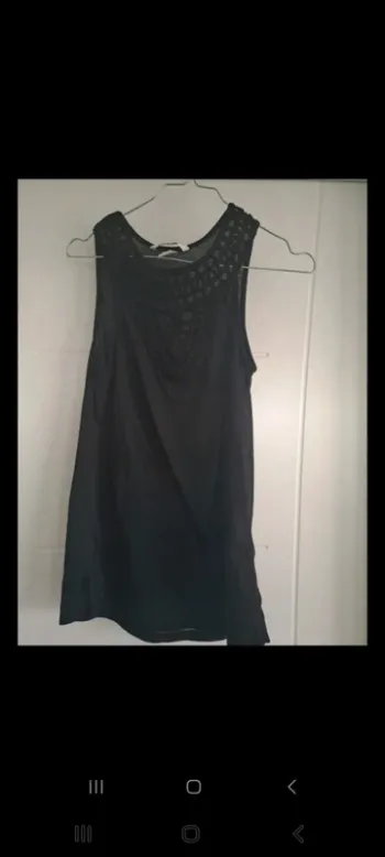 Top brodé H&M XS