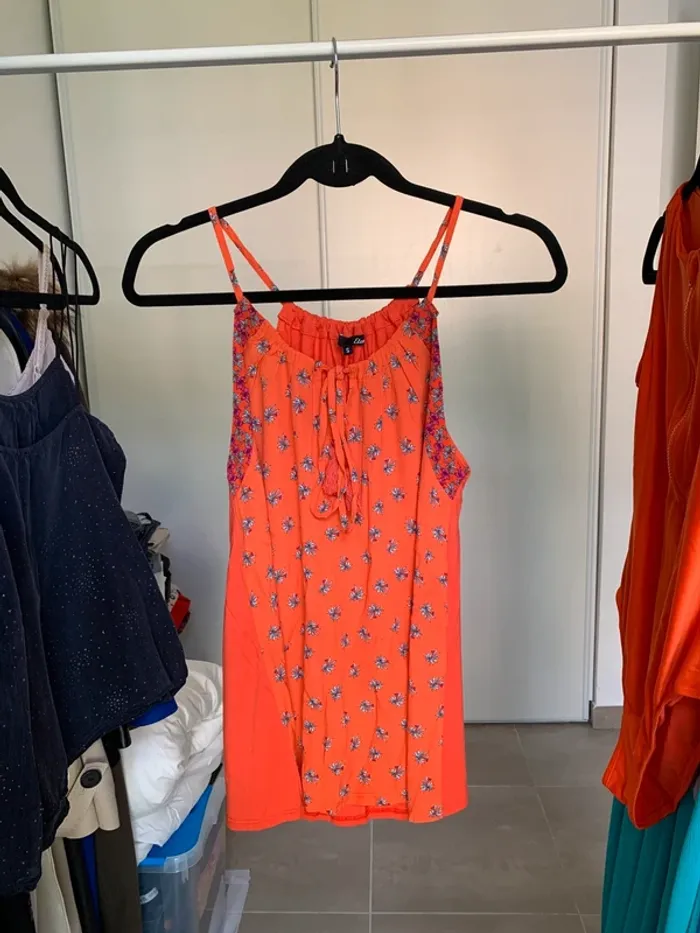 Top à bretelles corail et rose à fleurs Etam taille S - photo numéro 2