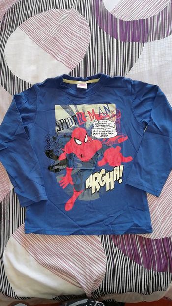 T-shirt ML 5/6 ans
