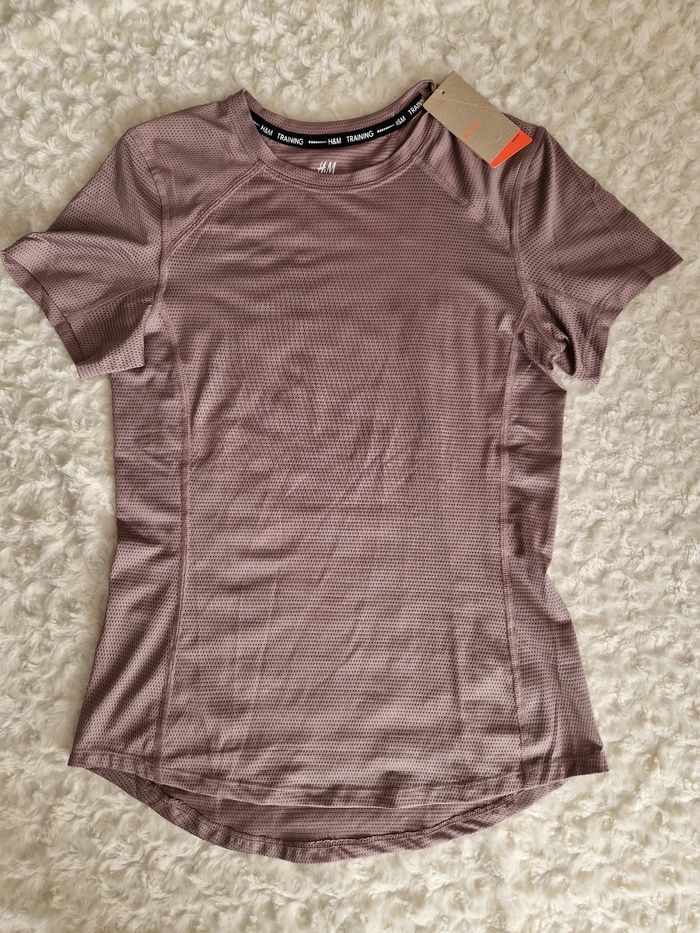 Tee-shirt de sport H&M neuf - photo numéro 4