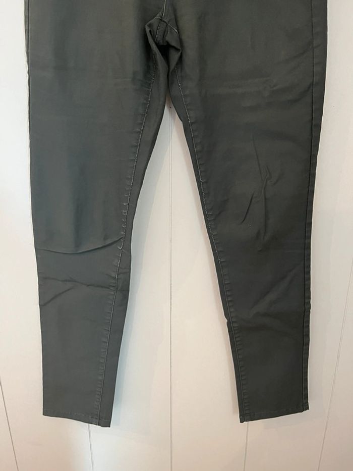 Pantalon vert sapin – Taille 38/40 - photo numéro 3