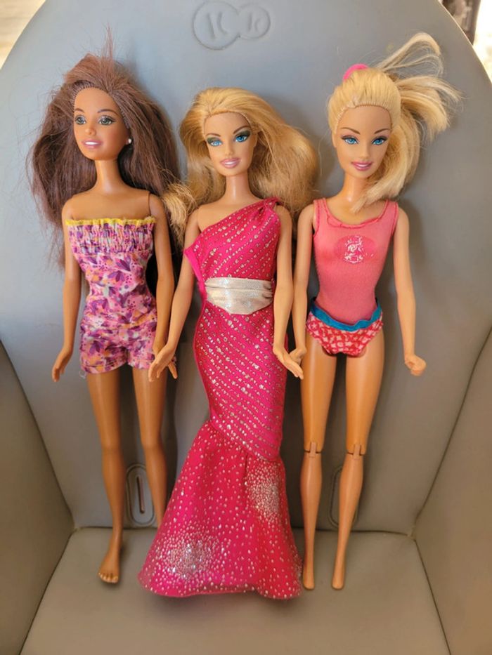 Lot de 3 barbies