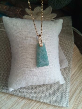 Collier pendentif en pierre naturelle d'amazonite