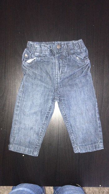 Jean taille 6 mois