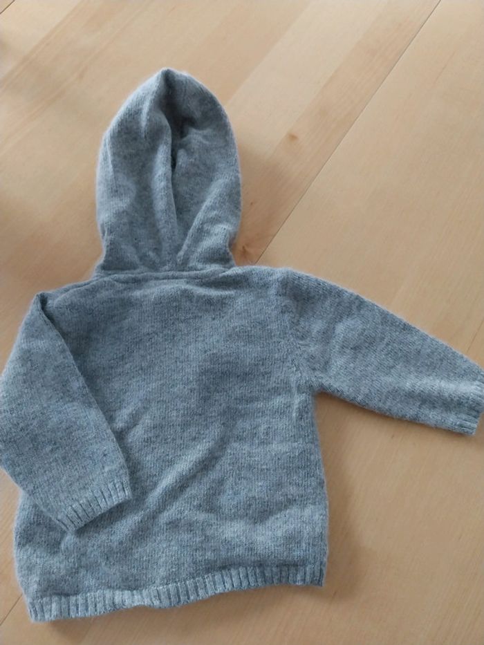 Gilet bébé à capuche gris 6 mois - photo numéro 3