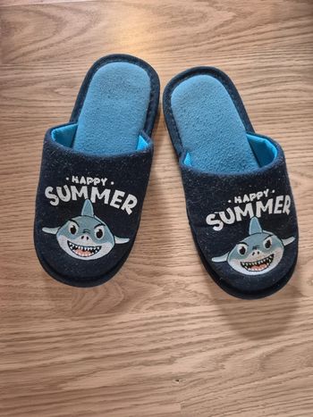 Chaussons requins
