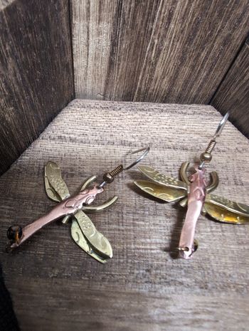 Boucles d’oreilles pendantes en métal – Élégantes & légères – Style tendance et intemporel
