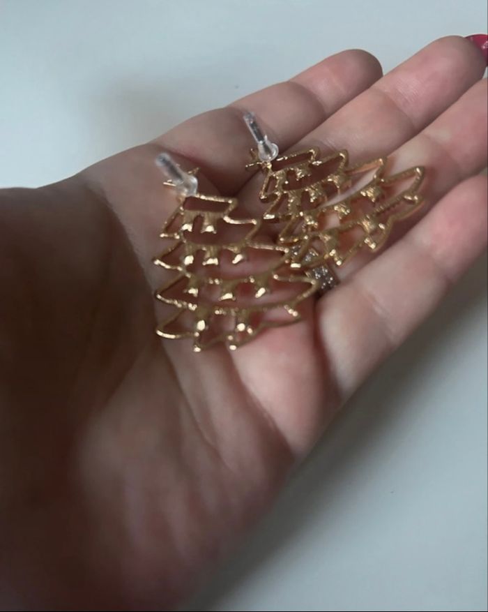 Boucles d’oreilles NEUVES pour femme forme sapin de Noël 🎄 couleur doré - photo numéro 10