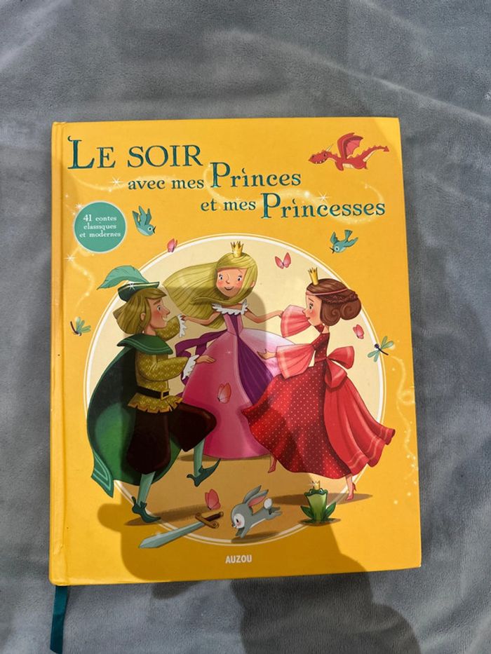 Livre le soir avec mes princes et princesses
