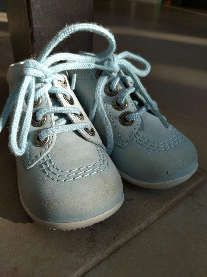 Kickers bleu T 20 - photo numéro 3