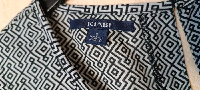 Haut sans manche noir et blanc - photo numéro 5